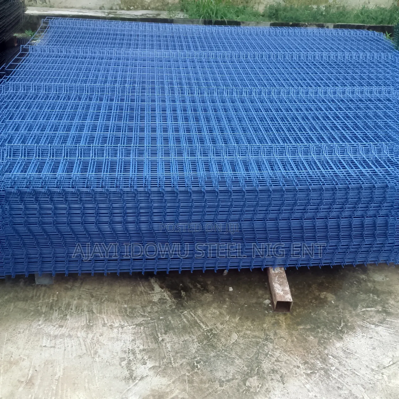 Panel Mesh 2x4 Blue