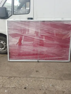 4*6 Lockable Notice Board With Sliding Glass