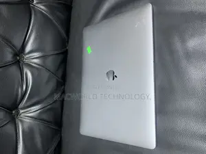 Laptop Apple MacBook Pro 2017 16GB Intel Core I7 SSD 512GB