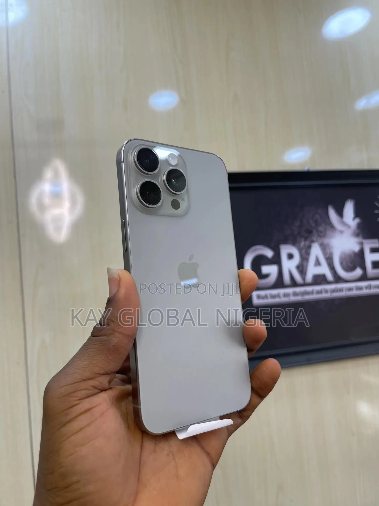 Apple iPhone 15 Pro Max 256 GB