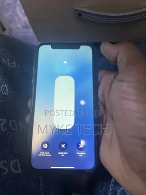 Apple iPhone 11 64 GB Black