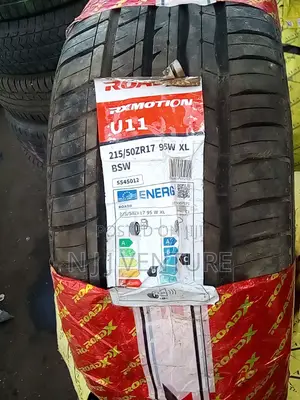 215 50 R17 Roadx