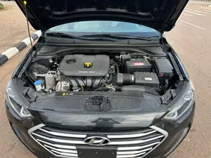Hyundai Elantra 2018 Black