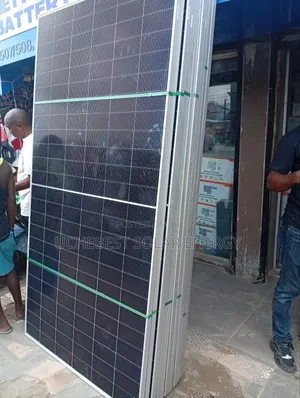 585w/144cell/48v Jinko Solar Panel