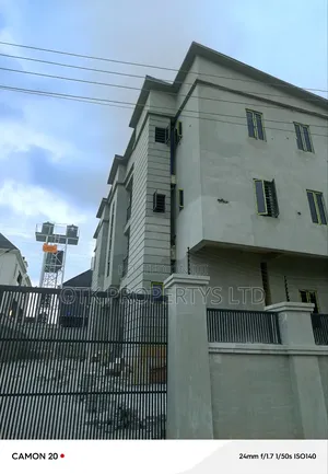 2bdrm Block of Flats in Fo1, Kubwa for rent