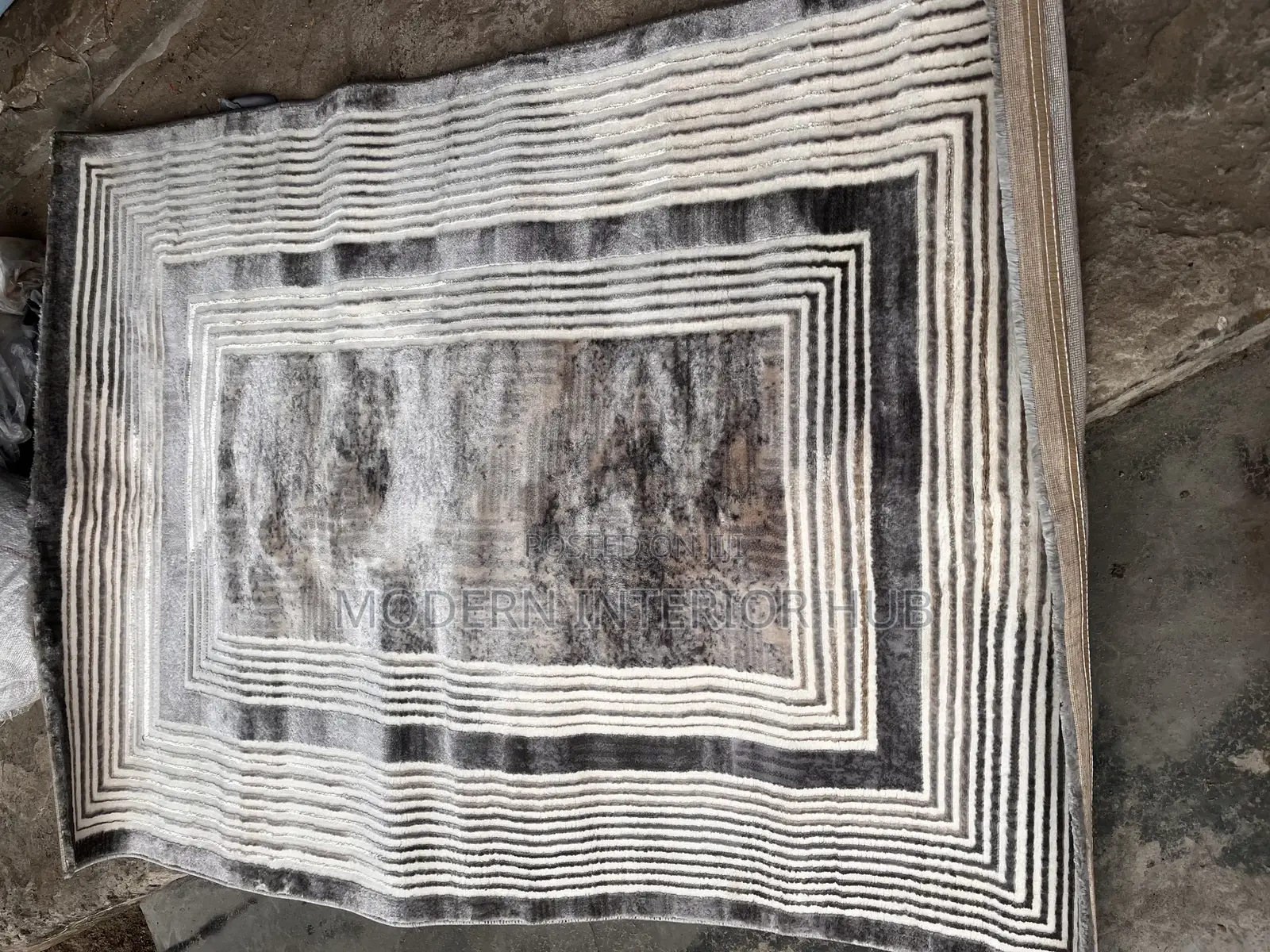 4 by 6 Turkish Rug