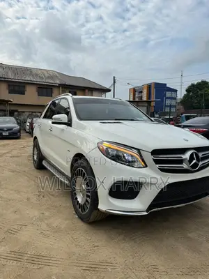 Mercedes-Benz M Class ML 550 4Matic 2012 White