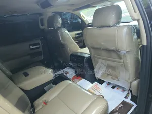 Toyota Sequoia Platinum 4x4 2018 Black