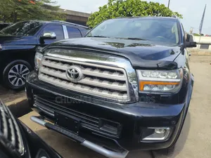 Toyota Sequoia Platinum 4x4 2018 Black