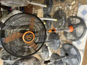 18” Bb Pro Standing Fan