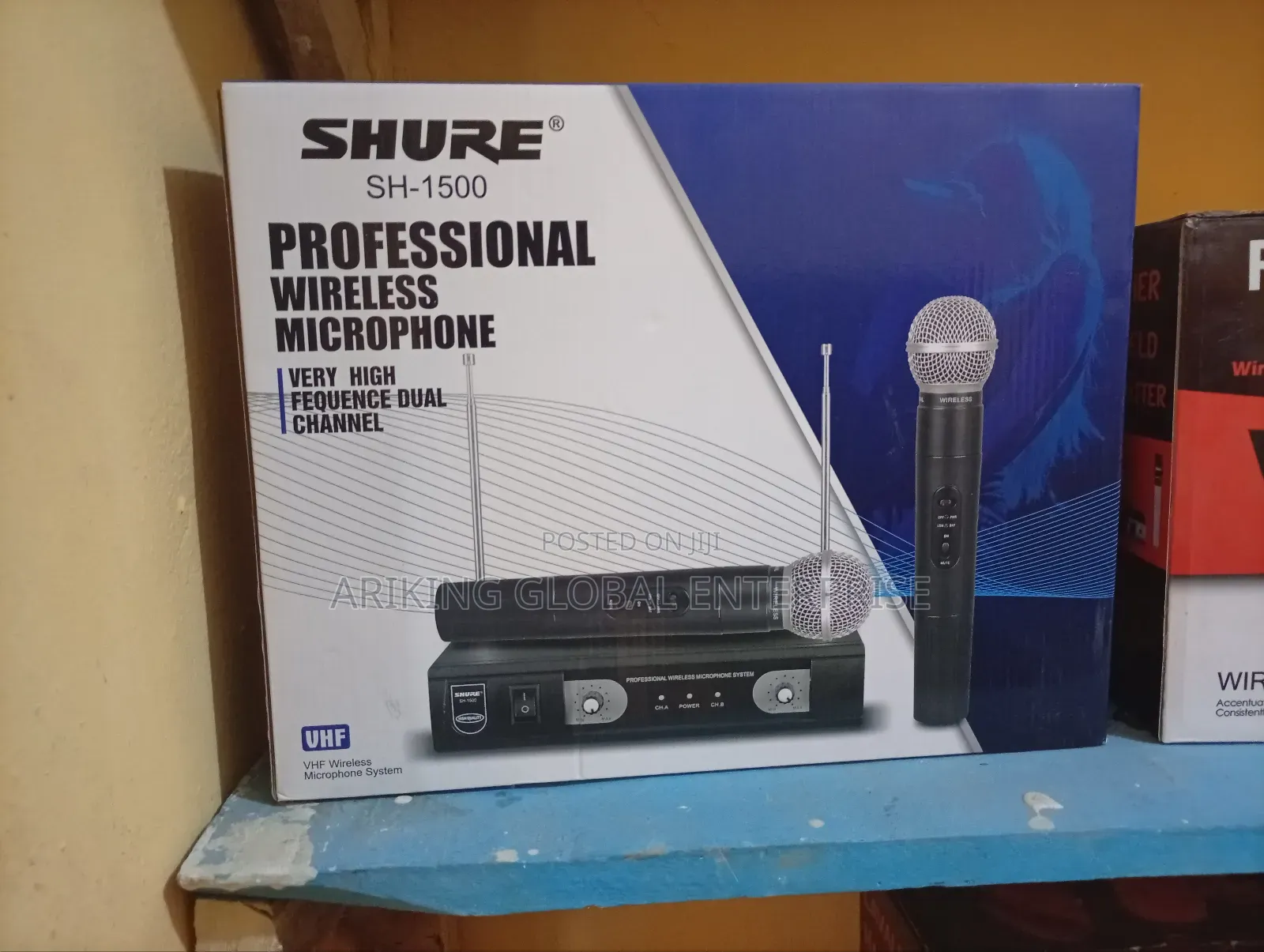 Shure Professional Wireless Microphone
