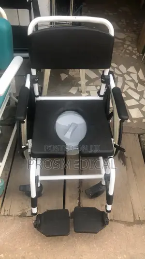 Commode Wheelchair