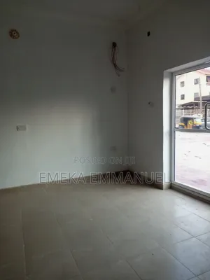 Shop to Let at Amawbia Bypass