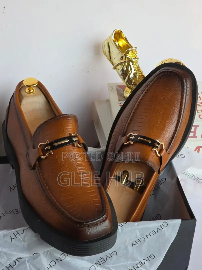 Top Matte Givenchy Shoes