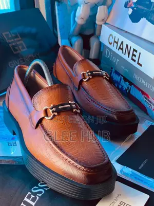 Top Matte Givenchy Shoes