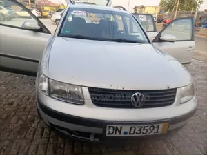 Volkswagen Passat 2003 Silver