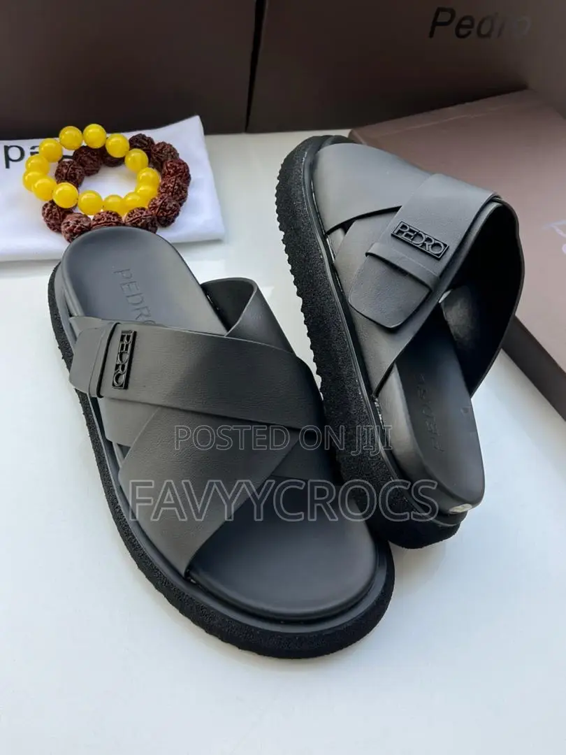 Pedro Crossing Luxury Slide
