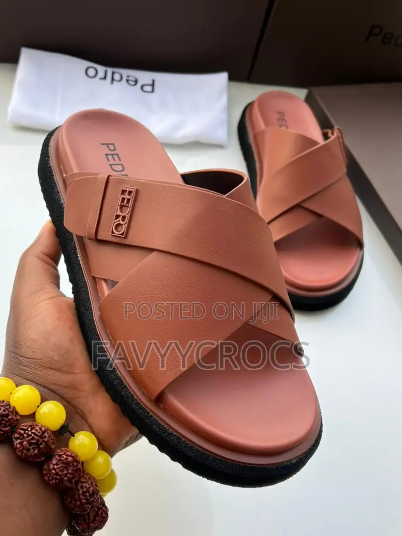 Pedro Crossing Luxury Slide