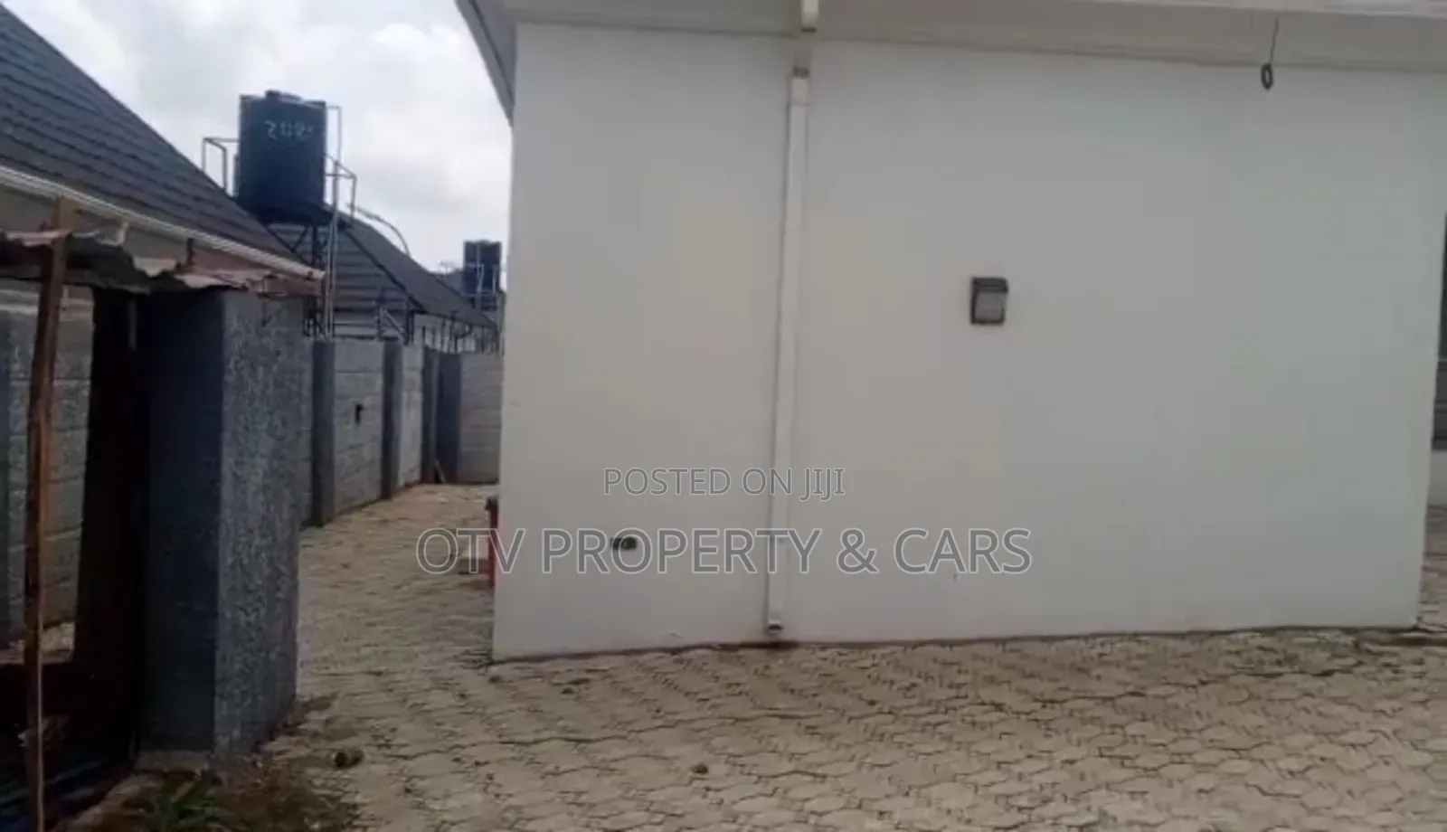 Furnished 3bdrm Bungalow in Gwarinpa for sale