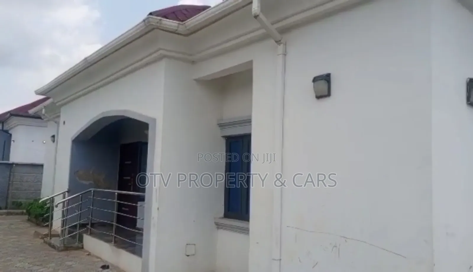 Furnished 3bdrm Bungalow in Gwarinpa for sale