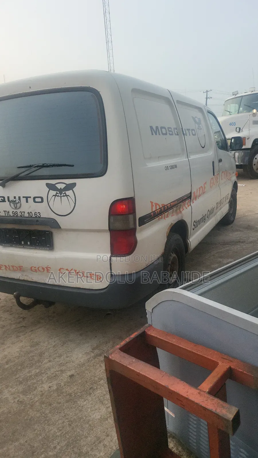 Toyota HiAce 2004 White