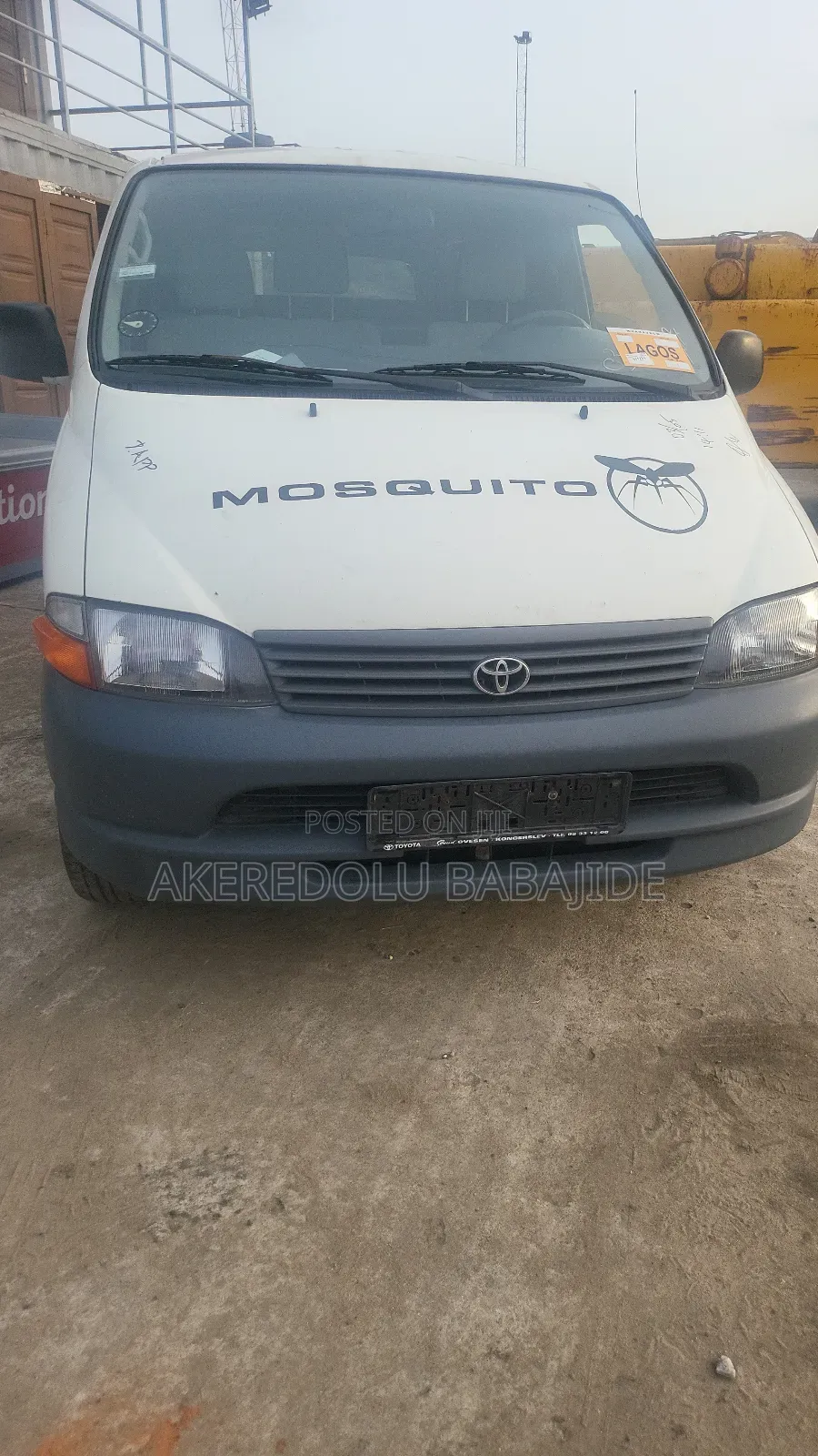 Toyota HiAce 2004 White