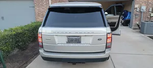 Photo - Land Rover Range Rover Vogue 2020 White