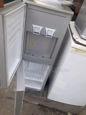 Clean Water Dispenser