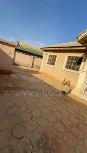 4bdrm Block of Flats in Ayobo for sale