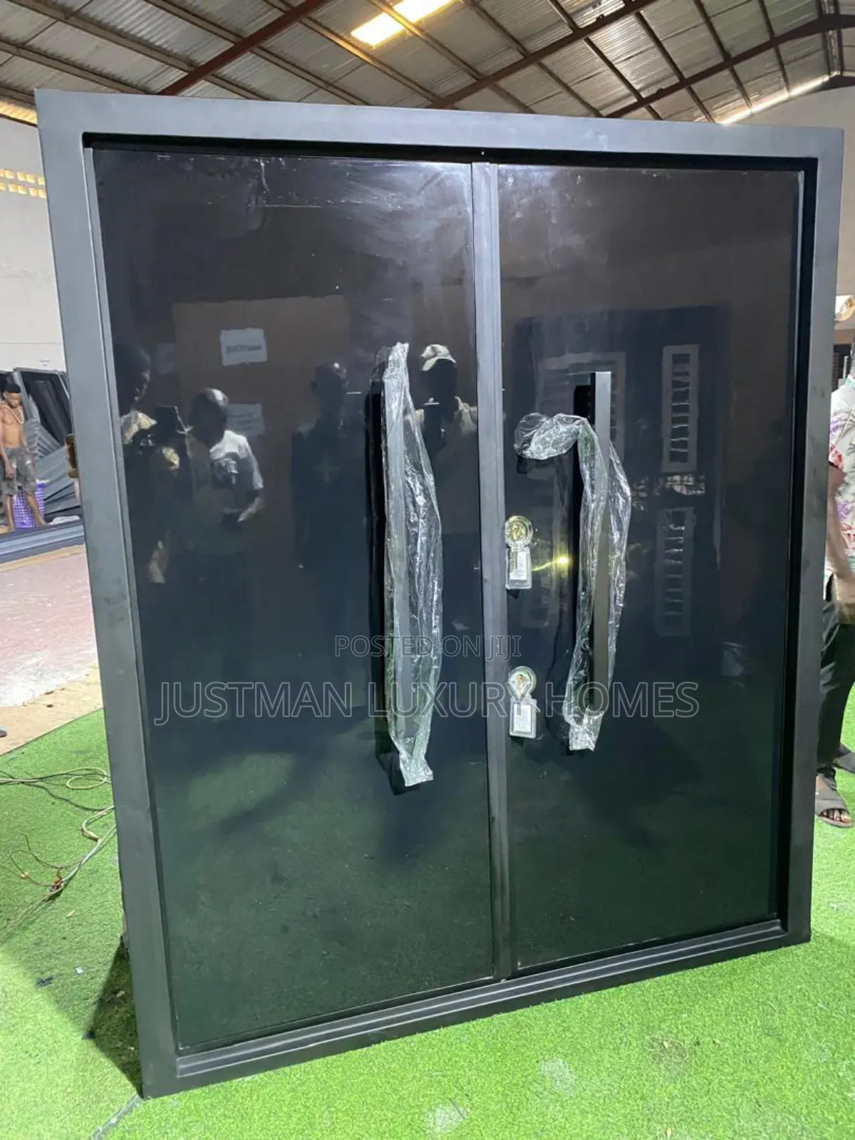 High Quality 6ft Plain Black Top Security Door