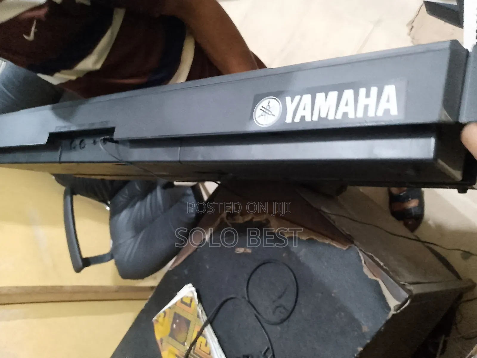 Yamaha Keyboard Gx76