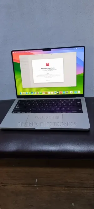 Laptop Apple MacBook Pro 2021 M1 32GB Apple M1 Max SSD 1T