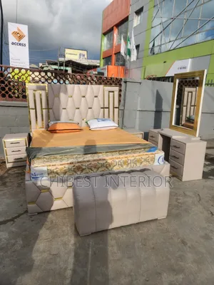Leather 6b6 Set of Padded Bed.