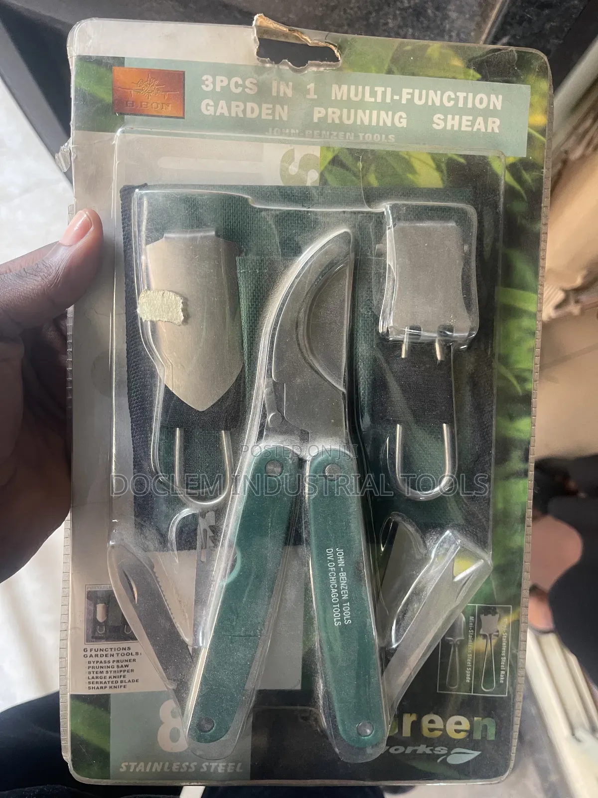 Multifunctional Garden Pruning Shear