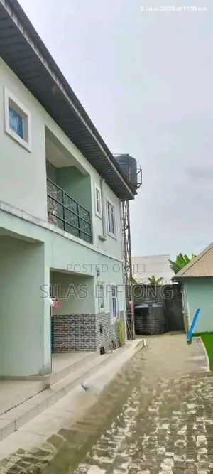 Photo - 8bdrm Block of Flats in Akpasak Estate Off, Uyo for sale