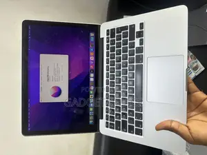 Laptop Apple MacBook Pro 8GB Intel Core I5 SSD 128GB