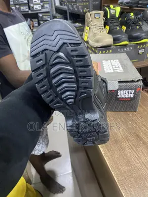Safety Jogger Work Boot