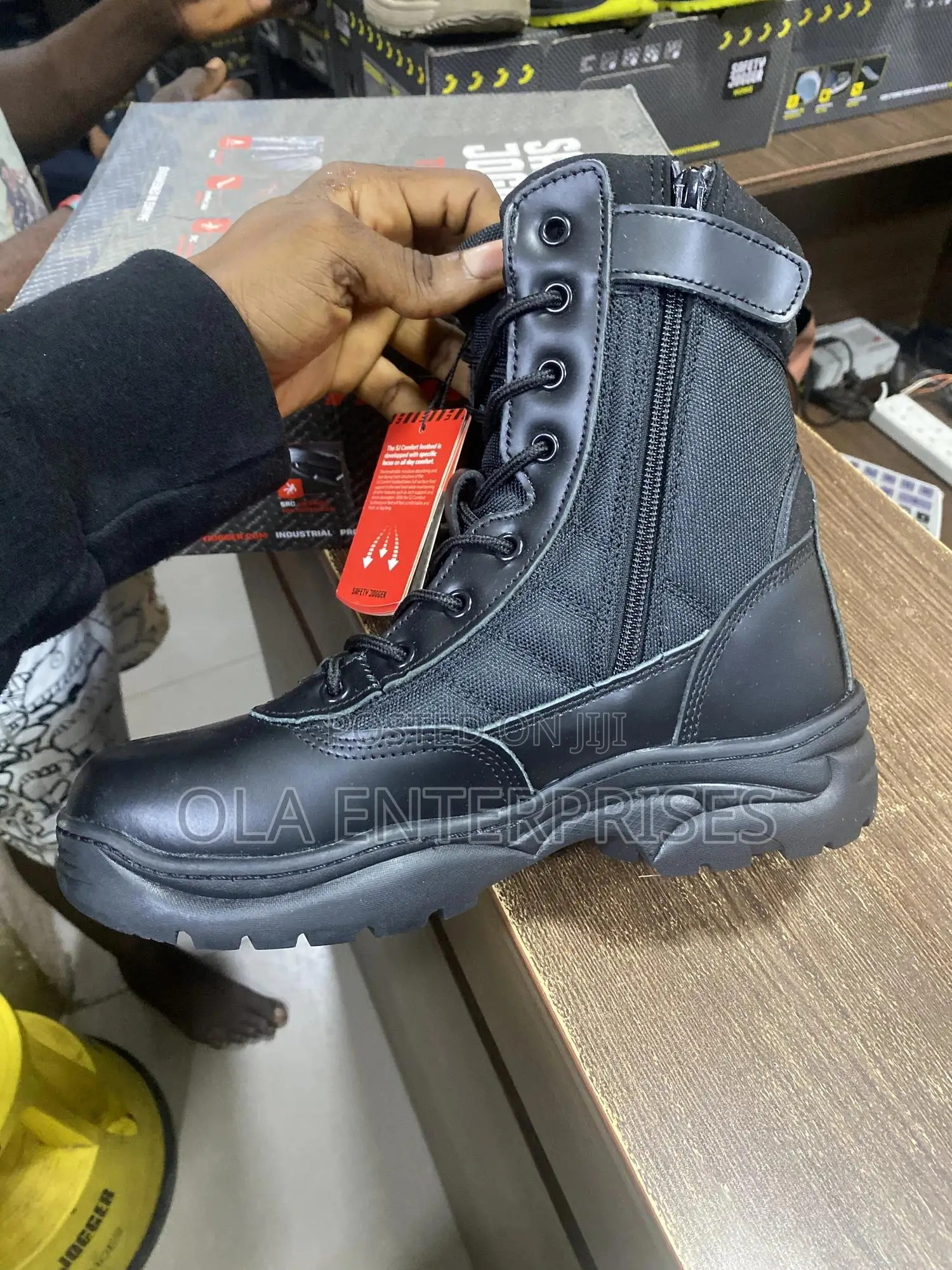 Safety Jogger Work Boot