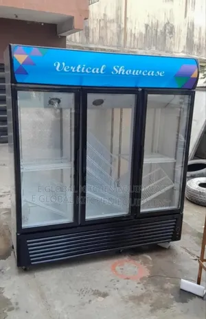 Vertical Display Chiller