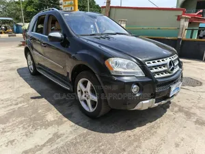 Mercedes-Benz M Class ML550 AWD 4MATIC 2009 Black