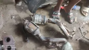 Manifold Catalyst for Toyota 4-Runner 2010-2015 Model