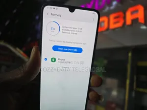 Samsung Galaxy A70 128 GB White