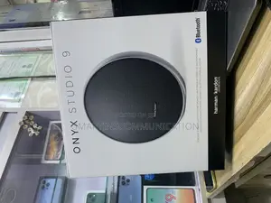 Onyx Studio 9