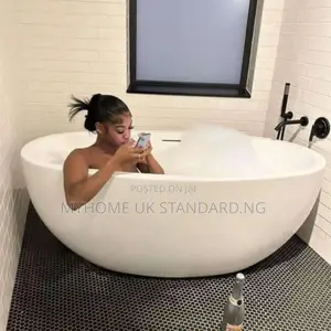 Quality Italian Freestanding Bathtub White