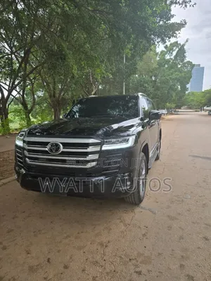 New Toyota Land Cruiser 2023 Black