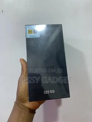 New Samsung Galaxy S20 128 GB
