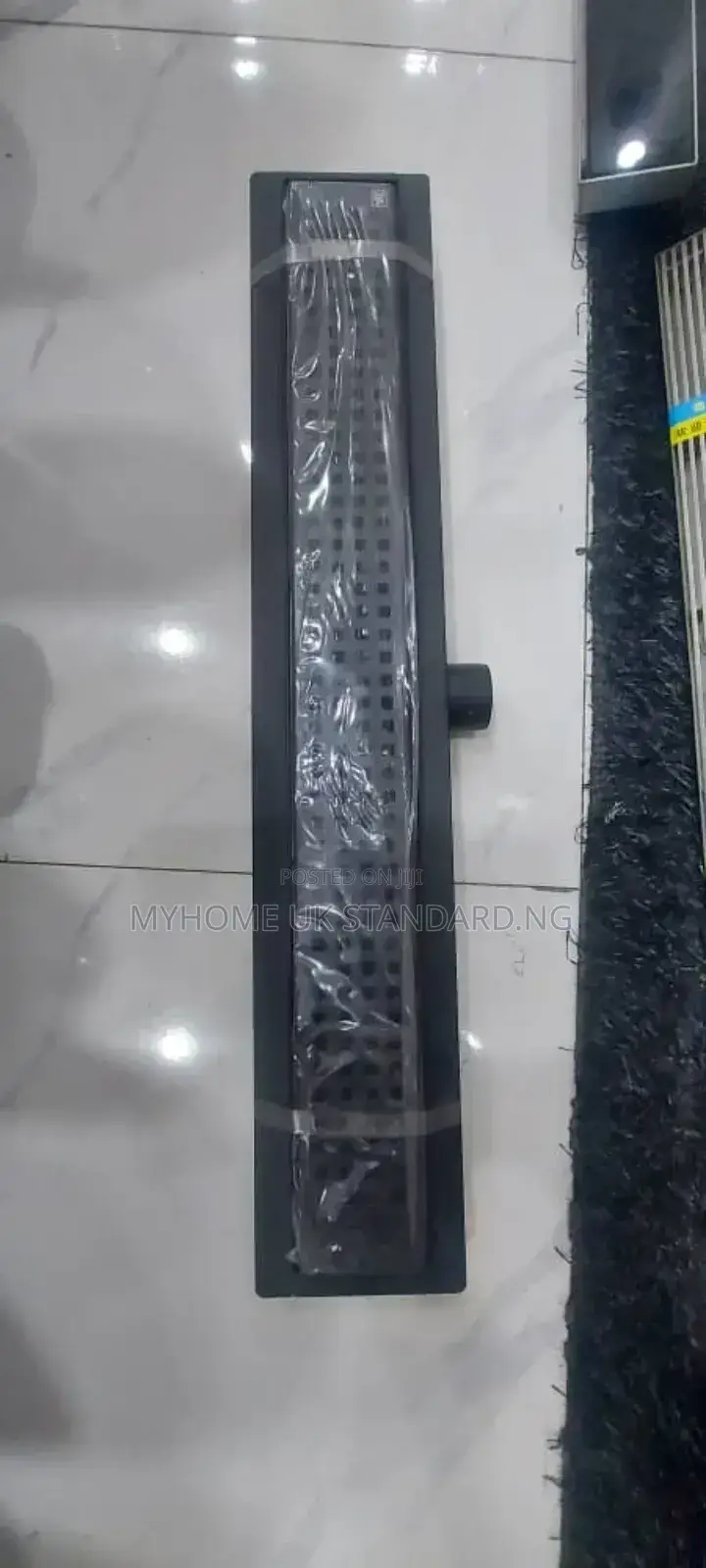 60cm Floor Drainer Side Exit Black