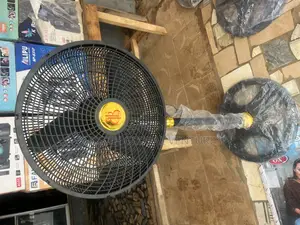 18” Bb Standing Fan