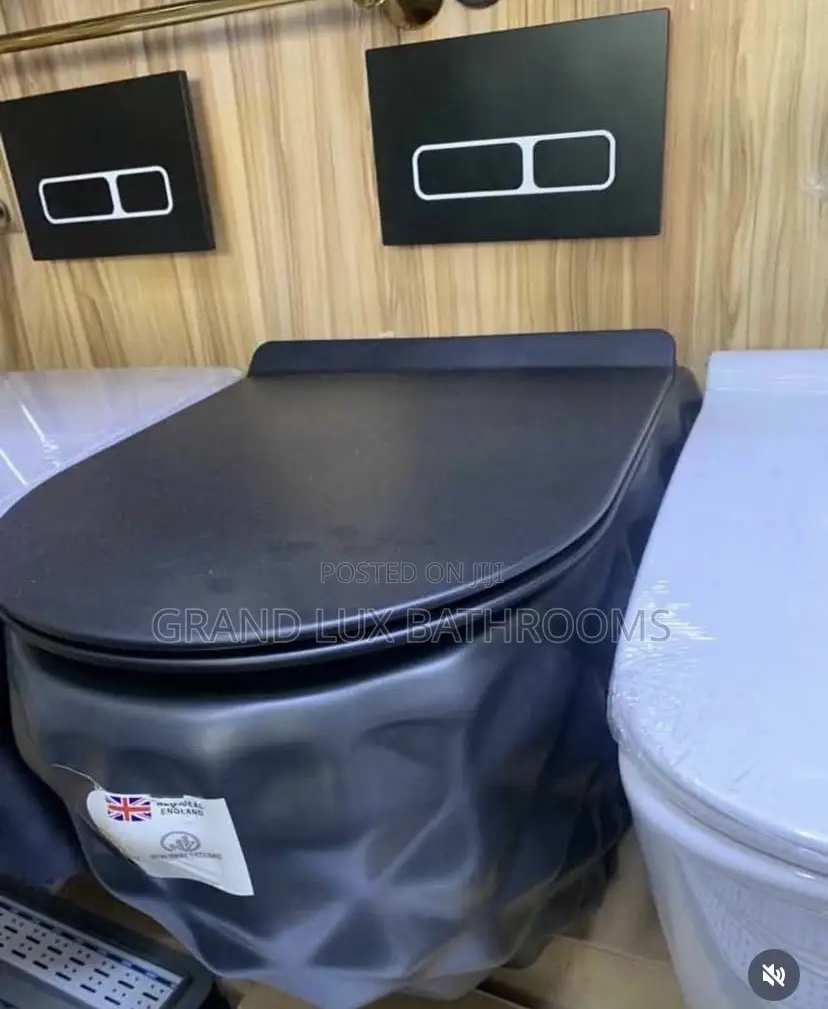 Luxury Black Conseal