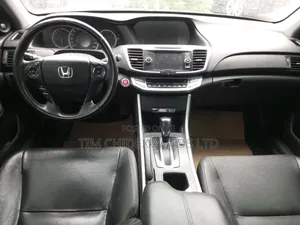 Honda Accord EX 4dr Sedan FWD (2.4L 4cyl 2A) 2013 Gray